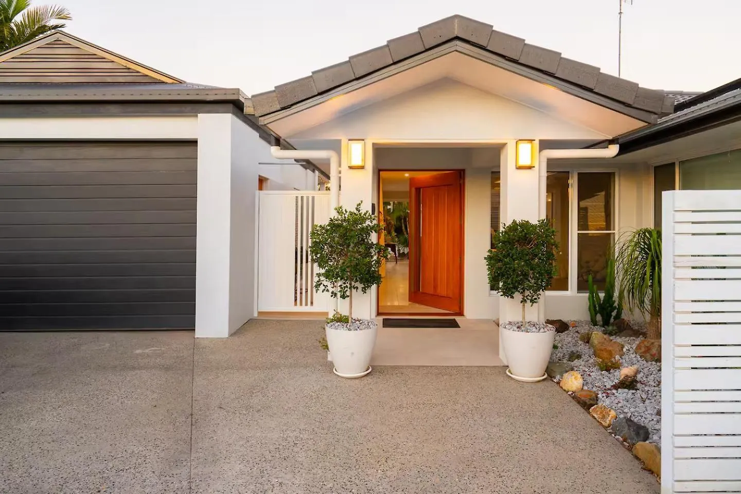 Luxury Mooloolaba Retreat With Spa & Pool 0*,